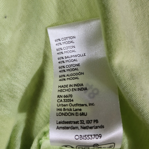 MAEVE Anthropologie Chartreuse Flutter Sleeve V-Neck Tee Size Medium - Picture 10 of 10